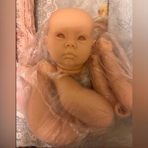 BLANK Vicente Kit
- 123 out of 800